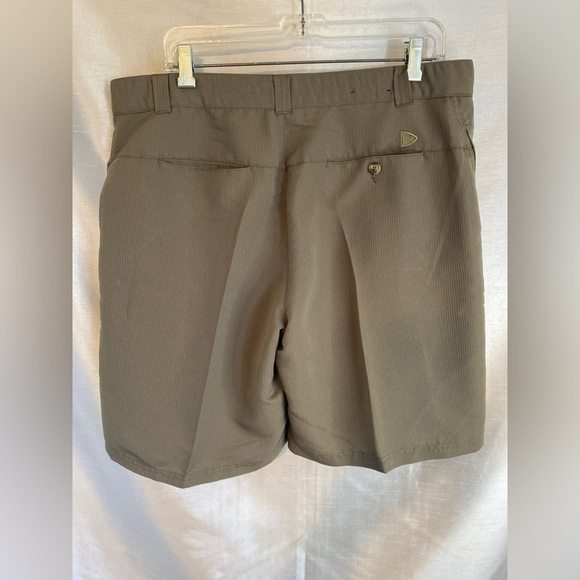 FireThorn Golf  Shorts Evergreen Moss Mens 38 - Picture 9 of 13